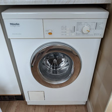 Miele Novotronic W863 Washing Machine 5KG Freestanding White