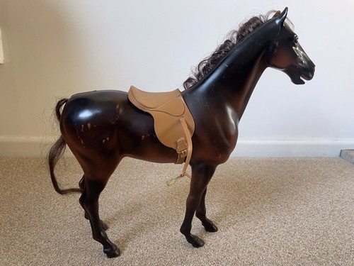 Sindy doll horse used - sindy,