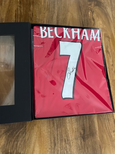 David beckham signed - beckham, icons