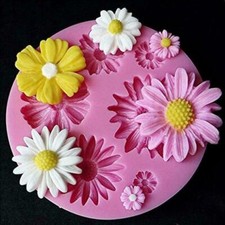 Daisy flowers shape - 3d,