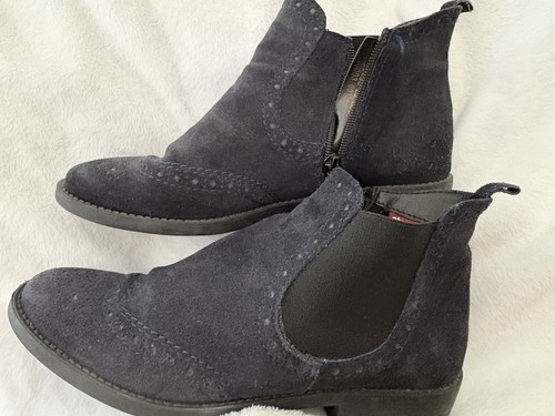 Blue suede ladies ankle boots - blue,