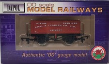 Dapol B396 7 Plank Open Wagon 71 in Steam Trawlers Coal & Trading Co Ltd Livery