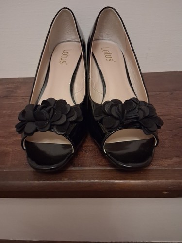 Lotus new size peeptoe - lotus,
