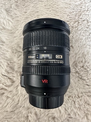 Nikon 200mm 6 g - 18-200mm,