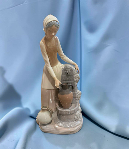 Lladro nao lady girl at - lladro,