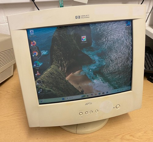 Crt pc monitor - crt,