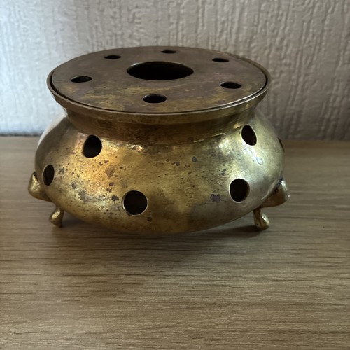 Vintage brass metal frog - brass,