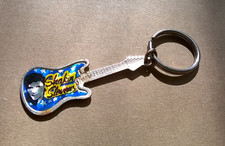 SHAKIN' STEVENS VINTAGE 1980's KEYCHAIN / KEYRING GUITAR SHAPED - RARE