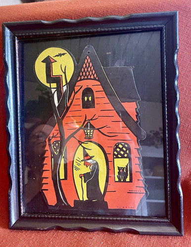 Luhrs framed halloween - e.,