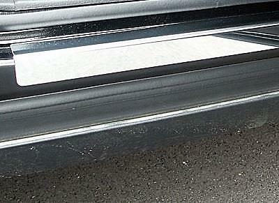 High chrome effect door sill - effect,