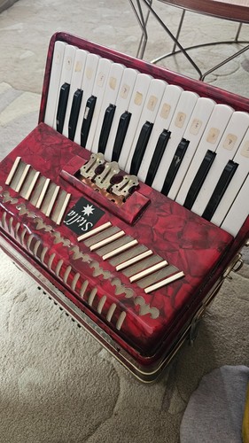 Bass piano accordion - bass,
