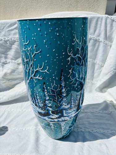 Hand painted art - hand,