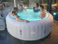 BRAND NEW - Lay Z Spa paris 6