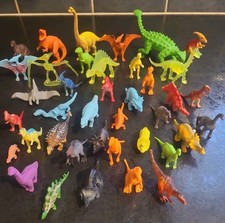 37 x Toy Dinosaur Figures Bundle - Plastic & Rubber - Great Collection - Free PP