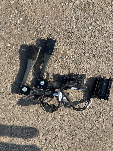Vauxhall corsa seatbelt - vauxhall, e