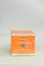 *Clarins - SOS Sunburn Soother