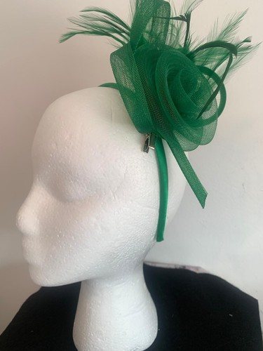 Emerald green fascinator - green,