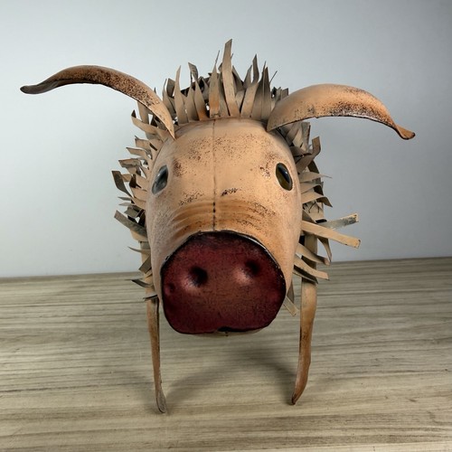 Supa pig garden sculpture - supa,