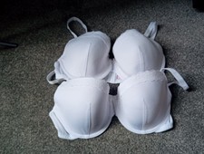 LADIES SIZE 34DD X2 WHITE MOULDED CUP UNDERWIRED BRAS BNEW
