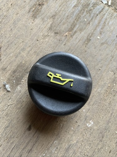Peugeot 207 oil filler - cap, 8fs