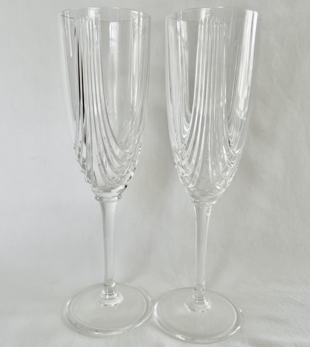 Clear champagne flutes - flutes,