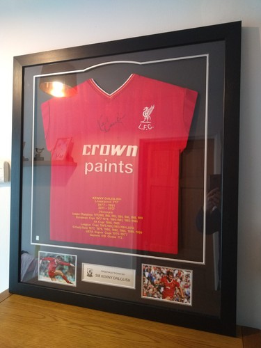 Kenny dalglish signed - dalglish,
