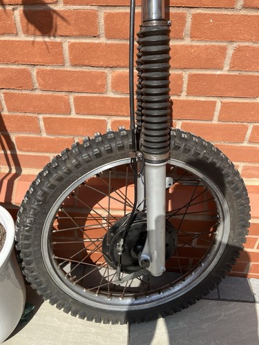 Yamaha dt125lc 10v front - yamaha,