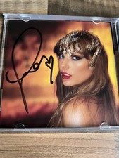 Taylor Swift The Life of a Showgirl Signed CD (Photo 1)