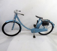 VINTAGE model BIKE SCRATCH