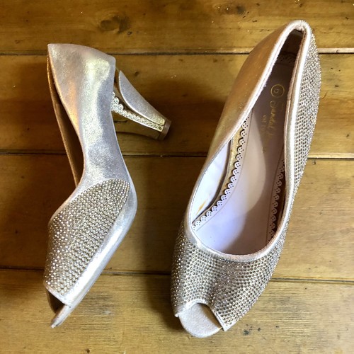 Retro gold satin - retro, diamanté