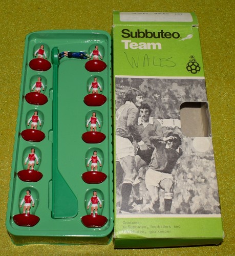 Subbuteo table soccer - table,