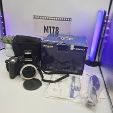 Olympus SP-590UZ 12.0MP