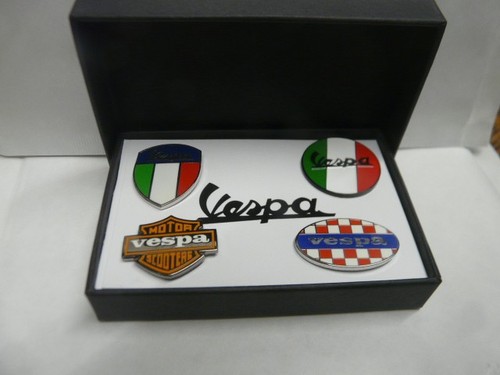 Pin badge box sets - ., assorted