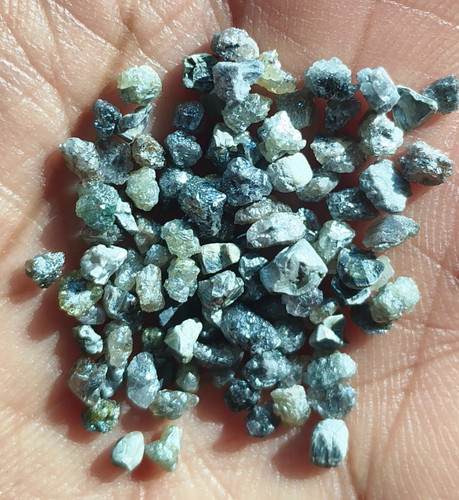 100 natural rough diamonds - natural,