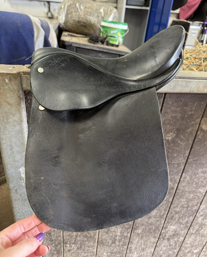 Traditional brown pony saddle
