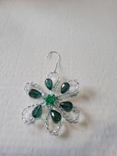 🌿 Emerald Crystal Flower