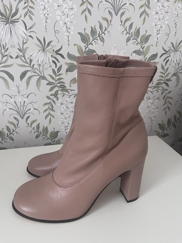 Gorgeous ted baker - ted, leather