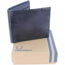 Fred Perry Black Leather