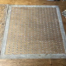 Two WBC Metal Queen Excluders, For Bee Hive, 41 x41 cm