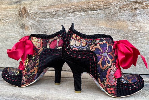 Irregular choice - irregular,