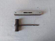 Vintage gimlet awl & Correct Spirt Level carpenters Tool Woodwork