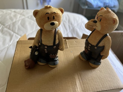 Bad taste bear scratch - scratch, n