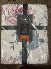 Fox and Ivy Humming Bird Super