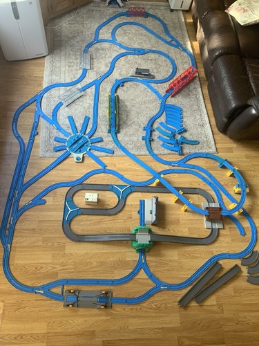 Tomy thomas toy train set - tomy,