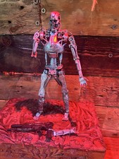 T-800 Endoskeleton action