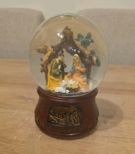 Vintage musical nativity snow - vintage,