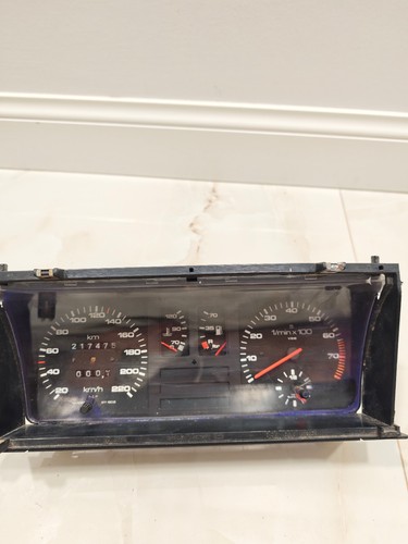 Audi coupe petrol 5cyl - 90/coupe,