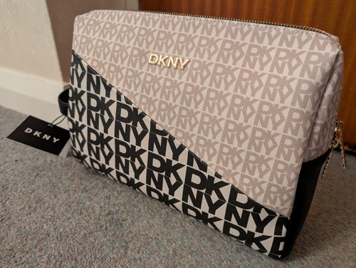 Dkny zipped makeup bag - dkny,