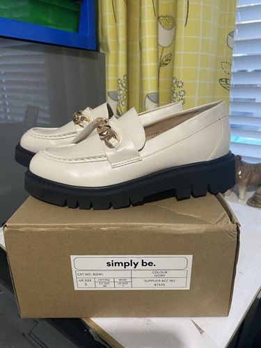 Simply cream shoes size 5 - cream,