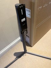 Loewe FSM7 Motorised TV Stand